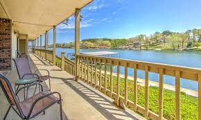 Hot springs national park runs directly through the city of hot springs, making its hiking trails and attractions very easily accessible. 11 Best Resorts In Hot Springs Arkansas Planetware