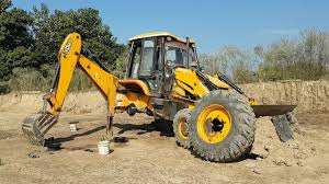 Jcb Dozer Loading Mud In Tractor Jcb Roadplanet Dozer Video Jcb Video Youtube