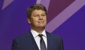 Сам губерниев извинился перед ней, но заявил, что отработал «блестяще». Lcl7h2q Quctzm