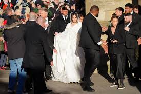 Holly Ramsay arrives with her father, Gordon Ramsey, for her ...