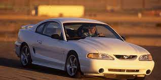 Though there were few comfort features offered, the cobra r came equipped with the best performance equipment available. Tested 1995 Ford Mustang Svt Cobra R
