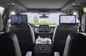 New Rear Seat Media System Offers A Choice Of Hd Entertainment Headphone Options Techlink