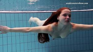 Salaka Ribkina Underwater Swimming Teen: Russian Babe Porn by Under Water  Show