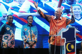 Semua pelajar ukm dijemput hadir untuk memeriahkan sambutan yang setiap kali disambut jam 11malam tamat dah sambutan hari malaysia di stadium ukm. Galeri Anugerah Perkhidmatan Cemerlang Category Majlis Sambutan Hari Malaysia Sempena Sambutan Hari Kebangsaan Tahun 2017 Di Kompleks Sukan Kota Kinabalu Sabah Image Majlis Sambutan Hari Malaysia Sempena Sambutan Hari Kebangsaan