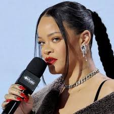 The Singers Who Can Hit the Highest Notes