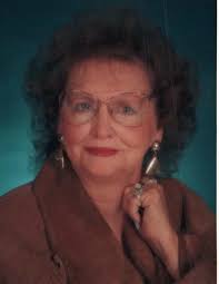 Edwina Hammond's Instagram, Twitter & Facebook