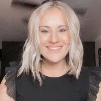 Sara Alaniz's Instagram, Twitter & Facebook