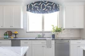 Relaxation, reflection, and visual stimulation are inherent to the ocean micro crackle subway tile collection. Crackle Subway Tile Backsplash Design Ideas