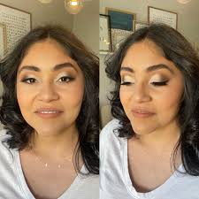 Love a soft cut crease moment😍 • • • • • • Interested in booking? DM!🤍 •  • • • • #smallbusiness #rhodeisland #supportlocal #freelancemakeupartist  #travelingmakeupartist #clinque #instafashion #mua #mac #morphe #cutcrease  #glowup #photography #glam ...