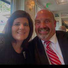 What hotels offer shuttle service from Fort Lauderdale Airport to Port of  Miami?