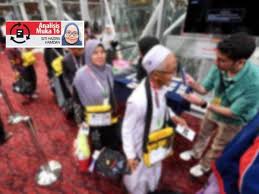 Jemaah haji yang akan diberangkatkan pada tanggal tersebut, mulai memasuki asrama haji pada jumat 5 juli 2019. Jemaah Haji Sangkut Salah Siapa