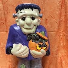 Flower Gnome, Handcrafted Gnome, Yellow Gnome, Artsy Gnome, Gnome With  Flower, Peace Gnome