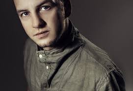 Sue Cho Music & Downloads