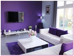 Mor ve sarı da bunlardan biri. Ilham Verecegini Dusundugumuz 20 Tutkulu Mor Salon Dekorasyon