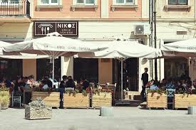 În statele unite, acestea tind să fie o afacere diferită, variind în ceea ce privește tipurile de servicii, bucătăria, ofertele de meniuri, setările de masă și. Nikos Greek Taverna Constanta Bulevardul Tomis 44 Menu Prices Restaurant Reviews Tripadvisor