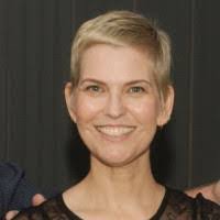 Amy Mills's Instagram, Twitter & Facebook