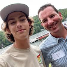 Jaden Leon (@jwoozie27)