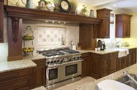 كيفية تزين خزائن المطبخ من الاعلى مجلة البيت تصميم داخلي و ديكورات