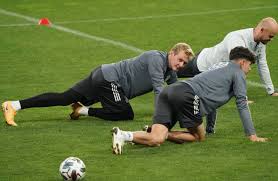 People wrote him off so quickly not realising what a special talent he was at leverkusen. Kevkesblog