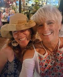 Isabel Craig's Instagram, Twitter & Facebook