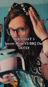 Ariel Comer's Instagram, Twitter & Facebook