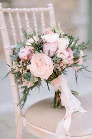 Think about the flowers that you want to use and the colors that will fit with your theme. How To Go About Finding Cheap Wedding Flowers Weddingcreative Chilling Styles Wed Coupl Flower Bouquet Wedding Cheap Wedding Flowers Spring Wedding Flowers