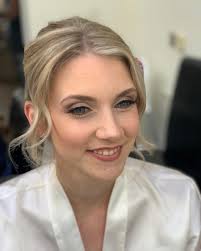 Sandra Elizabeth's Instagram, Twitter & Facebook