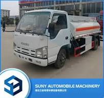 3000L 4000L Small Tanker 4X2 Isuzu Fuel Tanker Truck