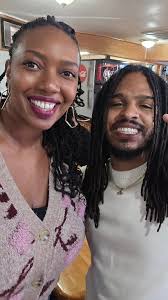 🎭 Hell's Kitchen Eats Pittsburgh Soul Food 🍗 Join the cast of  @hellskitchenbway, Gigi Lewis (@thegigilewis/Tiny) and Marley Soleil  (@marleysoleil/Jessica), as they sit down to try @carmisoulfood with Owner  Carleen King. They