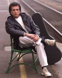 In 2007, he additionally obtained swiss citizenship. Toto Cutugno Musik Videos Statistiken Und Fotos Last Fm