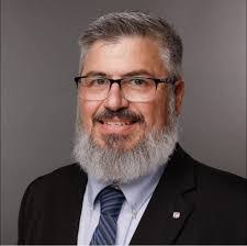 Steven Wallace's Instagram, Twitter & Facebook