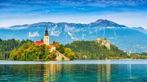 Maybe you would like to learn more about one of these? Lake Bled In Slovenia Photo Landscape Wallpaper Hd For Desktop 3840x2400 Wallpapers13 Com