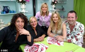 Laurence And Jackie Lewellyn Bowen With The Changing Rooms Team In 2005 Carol Smilie Linda Barker And Her Husband Chris R Linda Barker Chris Read Makeover