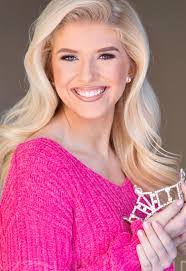 Barbara Carraway's Instagram, Twitter & Facebook