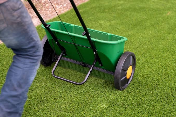 How to Install Artificial Turf: A Step-by-Step Guide - Ritchie Feed & Seed  Inc.