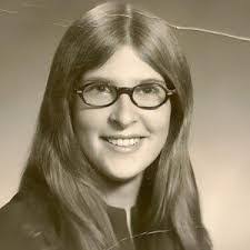 Elizabeth Folkers's Instagram, Twitter & Facebook