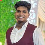 Vicky Tison's Instagram, Twitter & Facebook