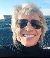 This is going to be my last post if I don't get a 𝙃𝙞💔☹️ Jon bon Jovi