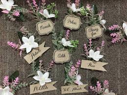 See more ideas about kraf, gubahan bunga, jambak bunga. Bunga Penanggah Sewa Dulang Gubah Hantaran Dazzling Byfz Facebook