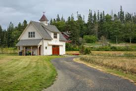 Average cost for heating & furnace contractors: Maine House Barn Farmhouse Garage Portland Maine By Dave Clough Photography Houzz