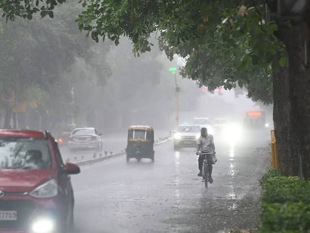 mp weather today 6 august no heavy rain at rakshabandhan 2025 indore jabalpur ujjain mausam news | MP Weather Update: मध्य प्रदेश में सुस्त पड़ गया मानसून, जानें रक्षाबंधन पर कैसा रहेगा मौसम?