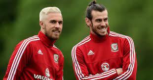 Check out his latest detailed stats including goals, assists, strengths & weaknesses and match ratings. Sp Baba On Twitter Aaron Ramsey Shows Off Latest Wacky Hairdo After Starting Bleach Blonde Look This Summer Https T Co Fs8xje4uq9