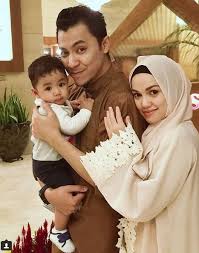 Diana danielle telah berkahwin dengan farid kamil pada 3 november 2012 pernah menjalin hubungan dengan syamsul yusof. Syamsul Tiada Masalah Dengan Farid Kamil Datuk Yusof Haslam Gosip Tempatan Gosip Forum Cari Infonet