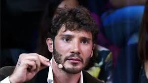 Stefano de martino, cecilia rodriguez e stefano sala: Nbc7c7kt8a3hbm
