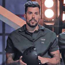 A oficina lopes & ribeiro ltda é especializada em serviços de mecânica, elétrica, lanternagem, pintura, alinhamento, balanceamento e ar condicionado. Icon Lipe Ribeiro Victoria Villarim A Fazenda Mc Mirella