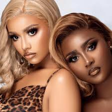 Our Face Kit powder palette is definitely a must have for all makeup  lovers. 👌🏼 •It's specially formulated to control oil, leaving your face  Matte up to 24hours. •Full Coverage. •Makes you