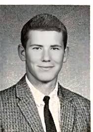 My sister, Sally McLemore Hennis passed away. She graduated in 1965. July  17, 1947