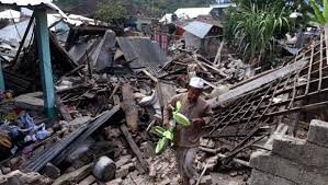 Al menos 35 personas han muerto, más de 600 han resultado heridas y más de 15.000 han sido evacuadas después de que un terremoto de magnitud 6,2 haya sacudido la isla indonesia de. Un Terremoto De 6 2 Grados Sacude El Mar De Timor En Indonesia