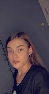 Sometimes I feel boring, I pick my phone an I've got selfie 💜💜