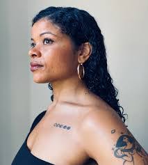 India Davis's Instagram, Twitter & Facebook